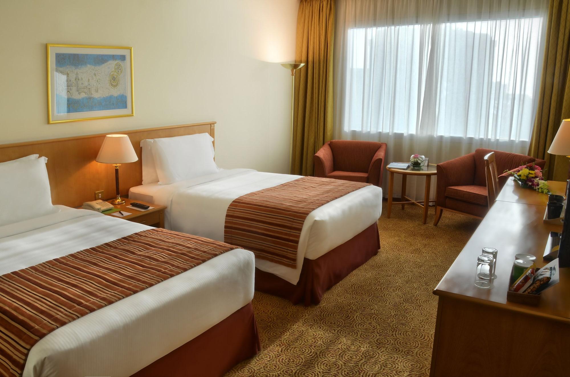 Swiss-Belhotel Şarja Dış mekan fotoğraf