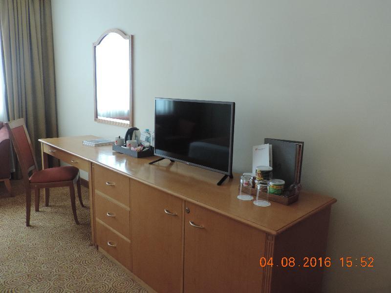 Swiss-Belhotel Şarja Dış mekan fotoğraf